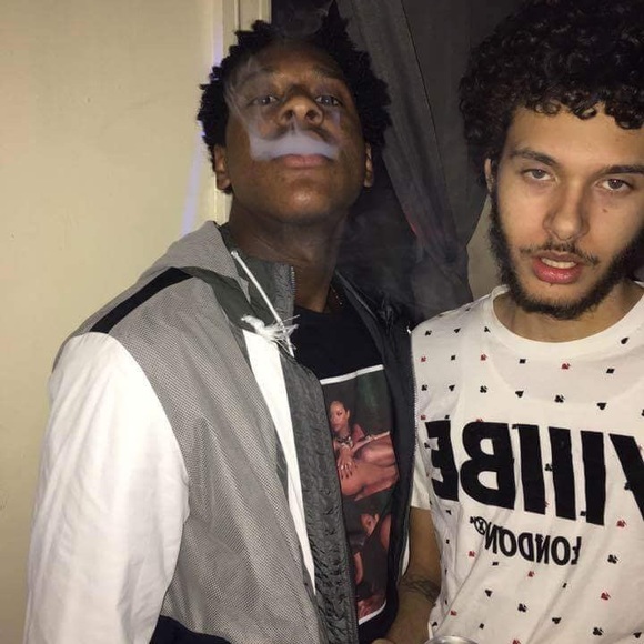 Meet your Posher, Larry - Picture 3 of 7